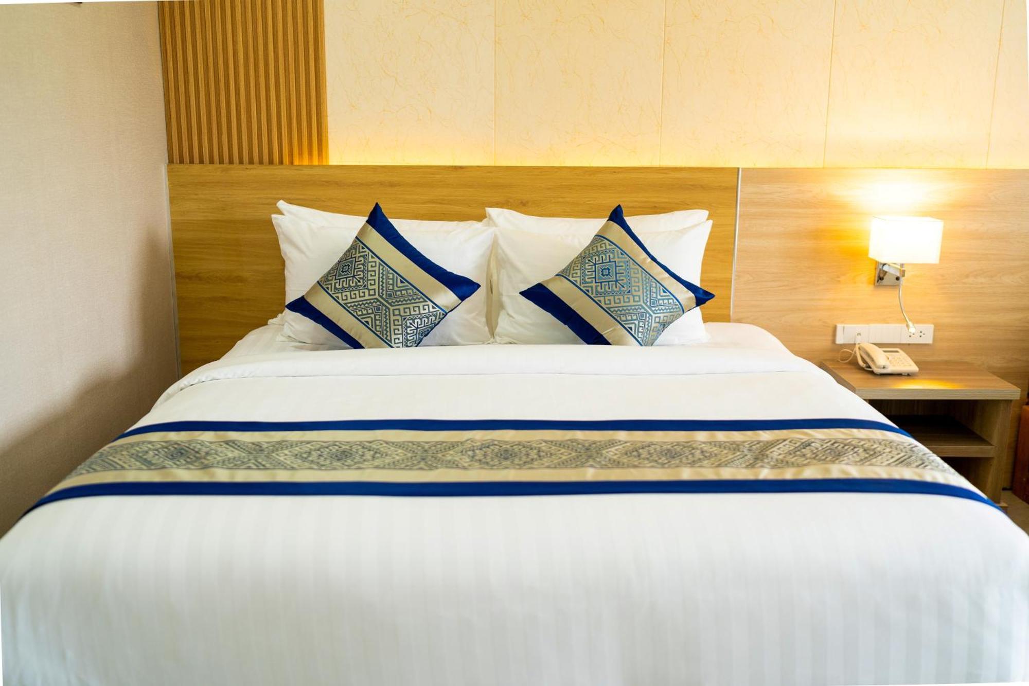 S Vangvieng Boutique Hotel Vang Vieng Esterno foto
